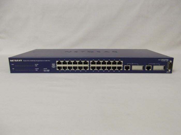 NETGEAR  Prosafe FSM726 24-Port 10/100 L2 Mananged Switch + 2 Combo Gigabit Ports