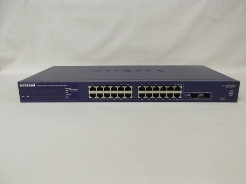 NETGEAR ProSafe GS724T 24-PORT10/100/1000 Smart Switch